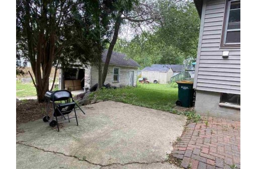 801 Van Buren St, Fort Atkinson, WI 53538