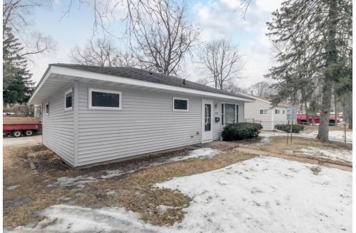 2022 Danbury St, Madison, WI 53711