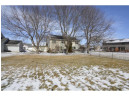 5853 Woodland Dr, Waunakee, WI 53597