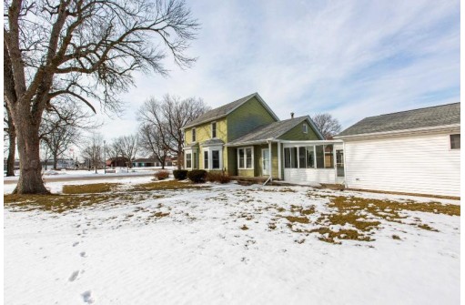 108 S Jefferson St, Cuba City, WI 53807