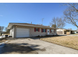 518 N Winsted St Spring Green, WI 53588