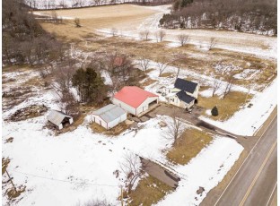 222 County Road P Oxford, WI 53952