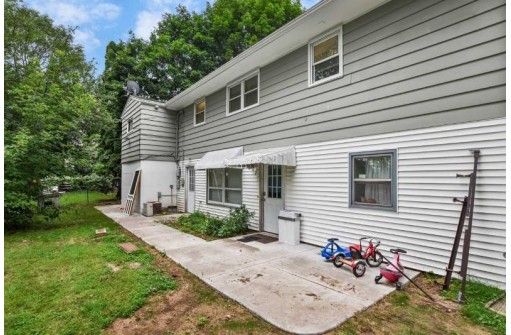 3225 Ridgeway Ave, Madison, WI 53704