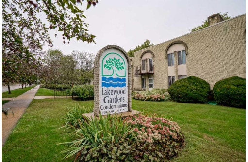 1909 Sherman Ave 11, Madison, WI 53704