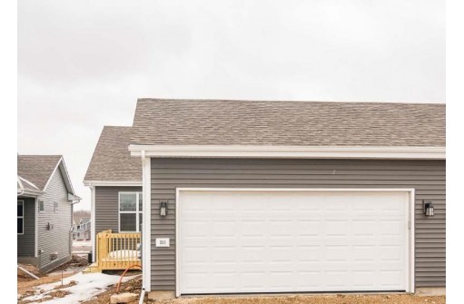 311 Crane Crossing, Waunakee, WI 53597