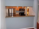 2402 Independence Ln 206, Madison, WI 53704-3569
