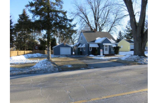 479 Griswold St, Ripon, WI 54971