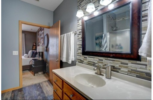 141 Metro Terr 101, Madison, WI 53718