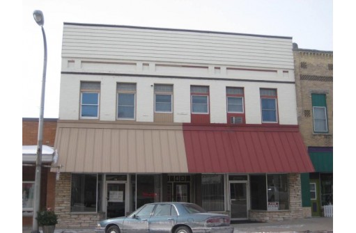 41,43 & 49 S Bridge St, Markesan, WI 53946