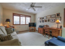 W9173 Wilderness Pl, Cambridge, WI 53523