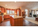 W9173 Wilderness Pl, Cambridge, WI 53523