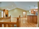 129 Glenn Dr, Cottage Grove, WI 53527