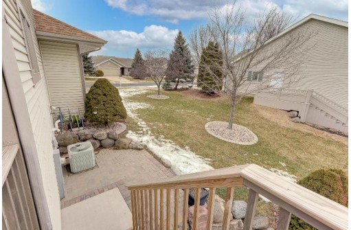 8317 Red Granite Rd, Madison, WI 53719