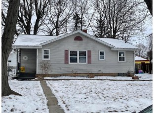 122 2nd St Lodi, WI 53555