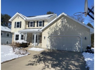 614 Grace St Verona, WI 53593