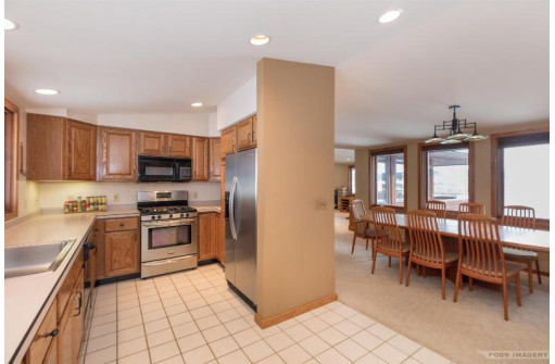 6670 Lower Wyoming Rd, Spring Green, WI 53588