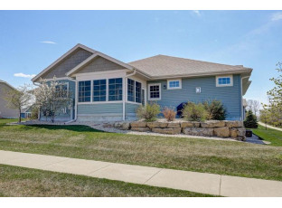 2013 Fieldstone Blvd 5 Prairie Du Sac, WI 53578