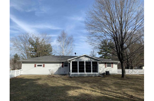 701 E 9th Ave, Brodhead, WI 53520