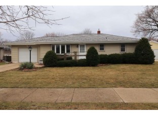 1240 S Oakhill Ave Janesville, WI 53546