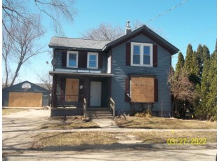 110 S Locust St Janesville, WI 53545