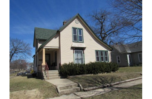 423 Merrill Ave, Beloit, WI 53511