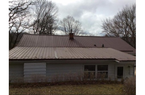 909 N Park St, Richland Center, WI 53581