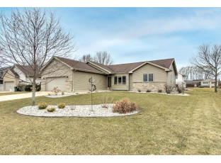 1386 Circle Dr Sun Prairie, WI 53590