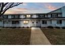 2118 Holiday Dr, Janesville, WI 53545