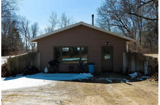 W3251 Princeton Rd, Green Lake, WI 54941