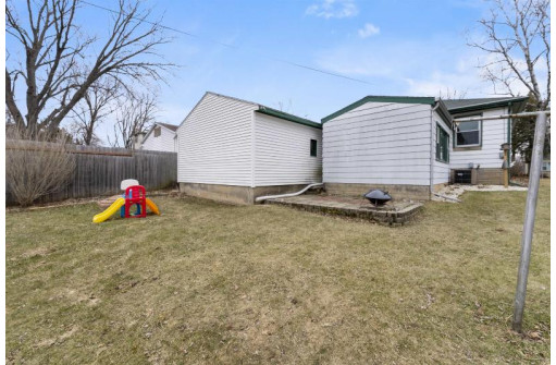 1826 Spohn Ave, Madison, WI 53704