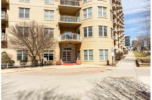 360 W Washington Ave 603, Madison, WI 53703