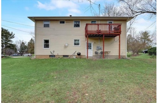 402 Owen Rd, Monona, WI 53716