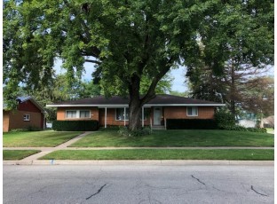 301 S Dousman St Prairie Du Chien, WI 53821