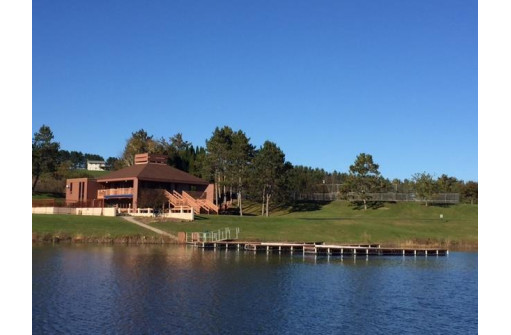 L430 Summit Point Dr, La Valle, WI 53941