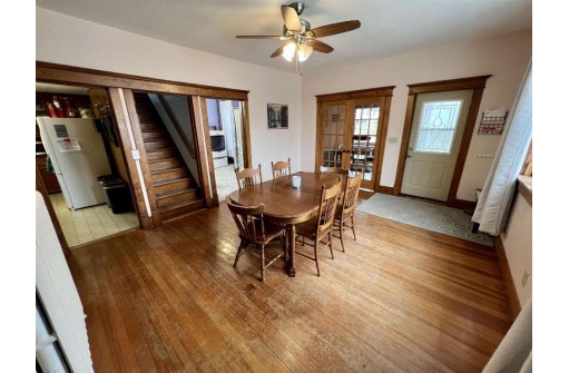 413 9th Ave, New Glarus, WI 53574