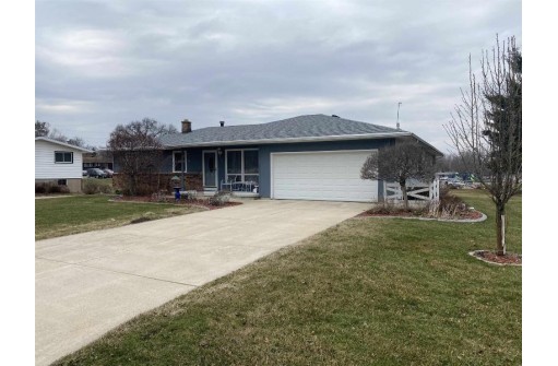 208 E Wisconsin Ave, Monticello, WI 53570