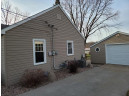 920 8th St, Baraboo, WI 53913