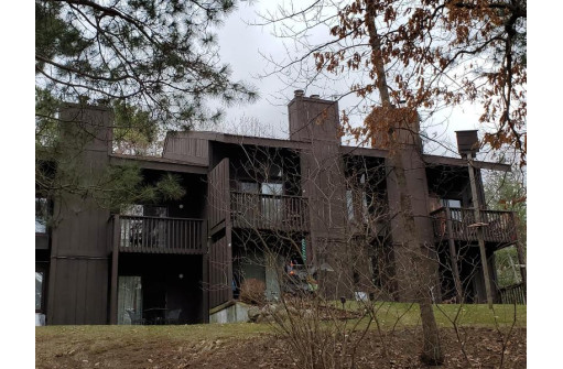 6 Elm Tr, Wisconsin Dells, WI 53965