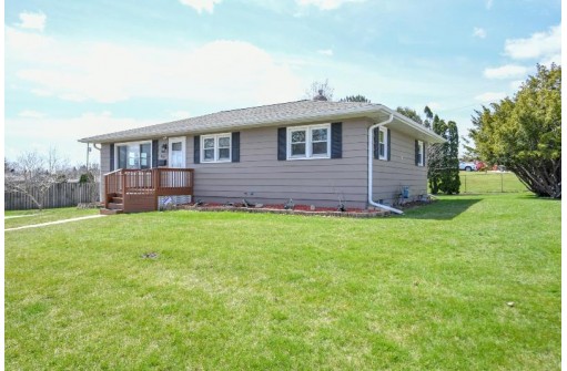 325 N Grant Ave, Janesville, WI 53548