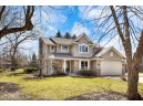 590 Connor Ct, Lake Mills, WI 53551