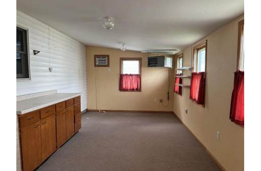 137 N Ohio St, Prairie Du Chien, WI 53821