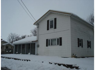 2 Warren St Ripon, WI 54971