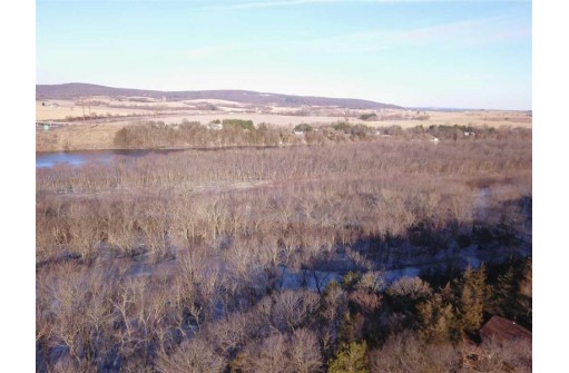 N4699 St Lawrence Bluff Rd, Poynette, WI 53955