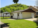 400 Denniston St, Cassville, WI 53806