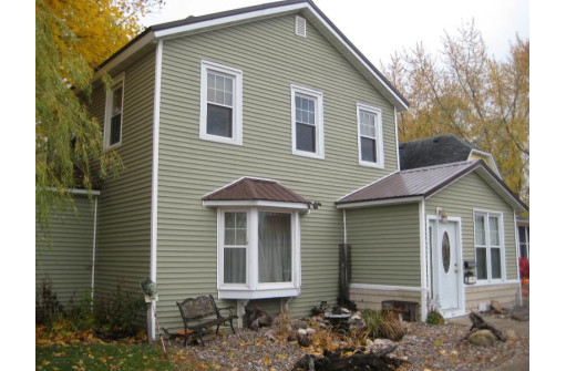 148 N Beaumont Rd, Prairie Du Chien, WI 53821