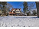 204 Lake Shore Dr, Lake Mills, WI 53551