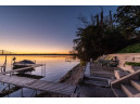 204 Lake Shore Dr, Lake Mills, WI 53551