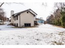 1530 Sunset Ct, Middleton, WI 53562