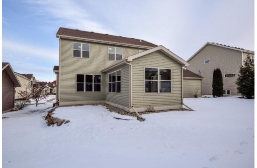 9309 Winter Frost Pl, Verona, WI 53593