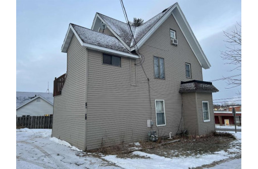 29 S Harrison St, Belleville, WI 53508